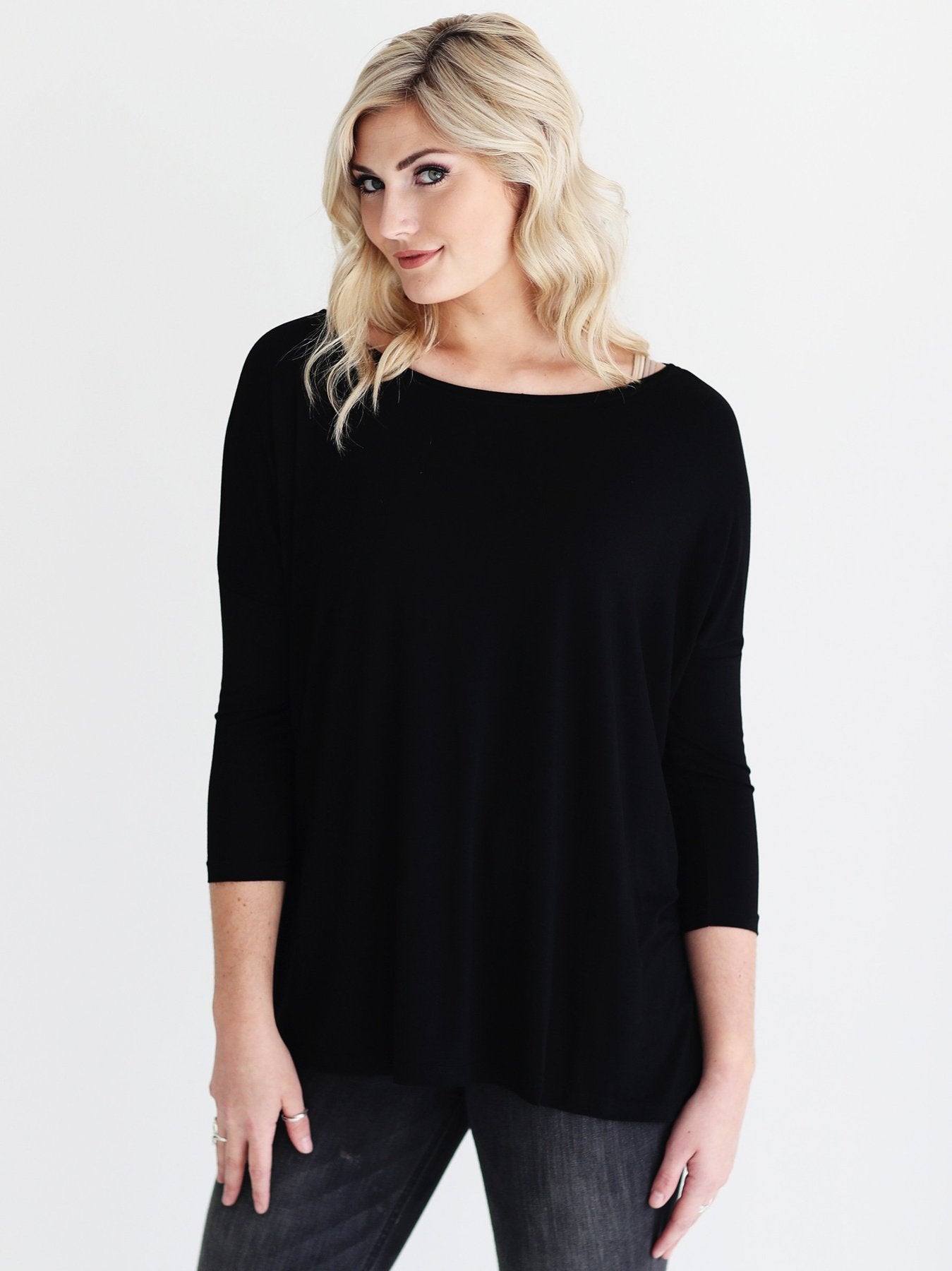 BLACK 3/4 SLEEVE TOP