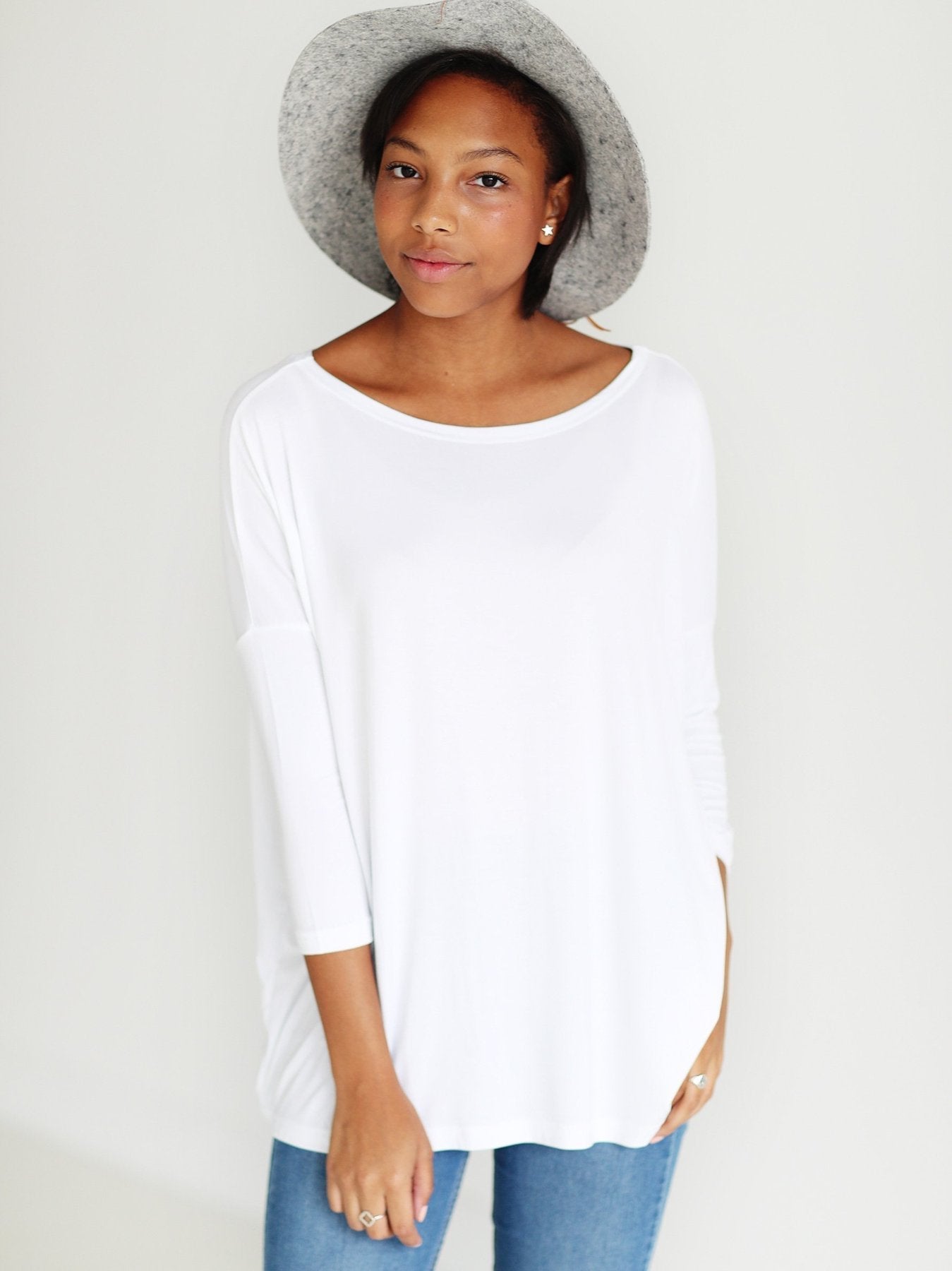 WHITE 3/4 SLEEVE TOP